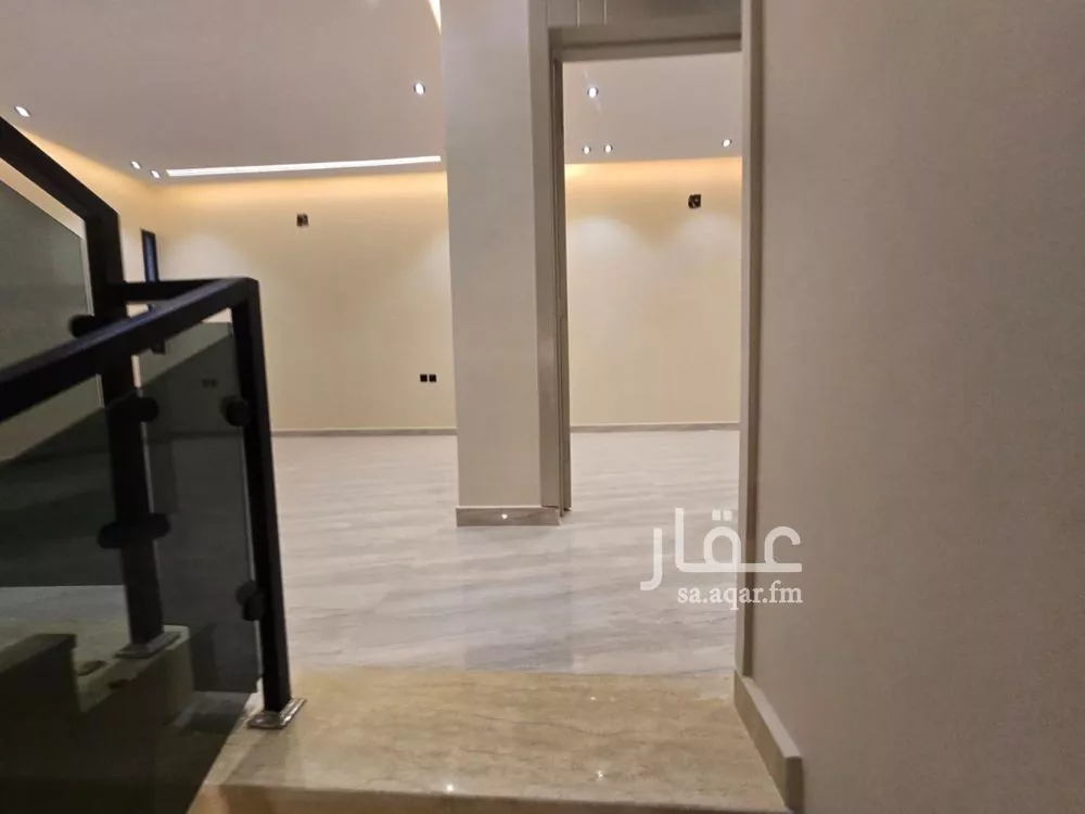 6 bedroom villa in Al Uraija Al Gharbiyah, Riyadh 7