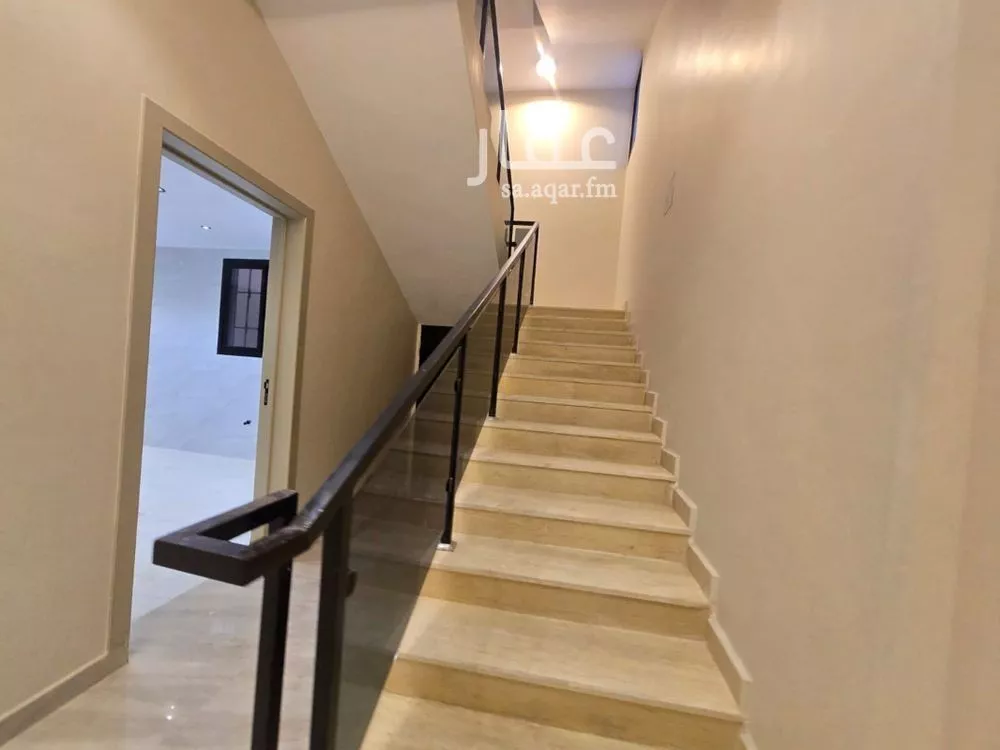 6 bedroom villa in Al Uraija Al Gharbiyah, Riyadh 8
