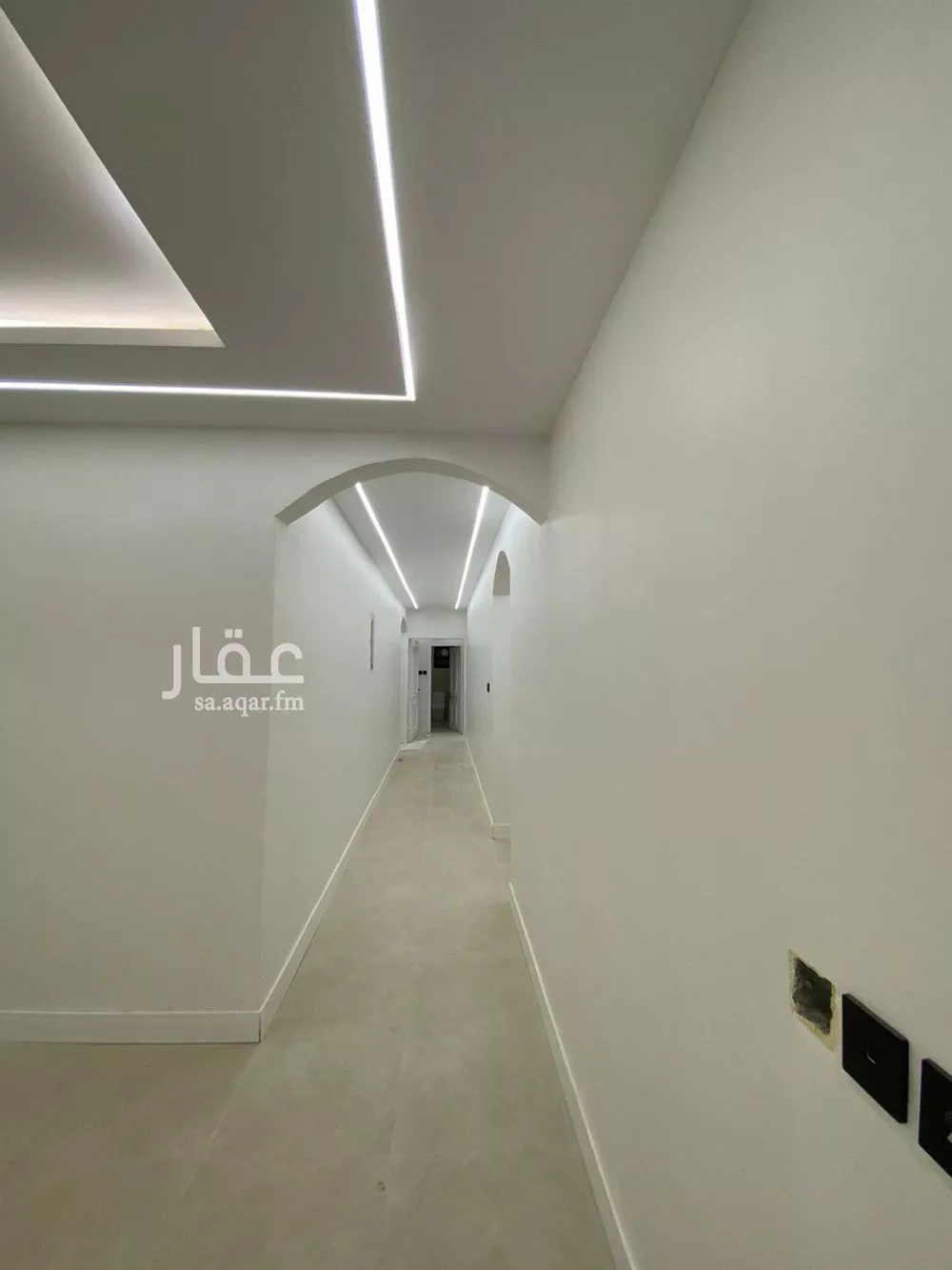 فيلا 7 غرف في طويق 20