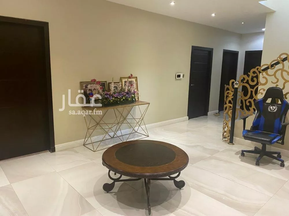 5 bedroom villa in Al Aridh 4