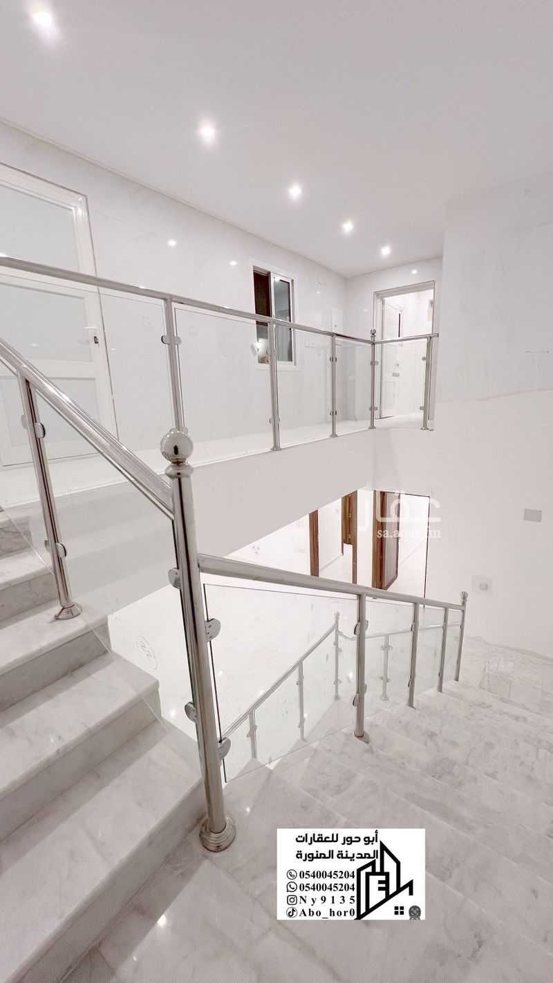 4 bedroom villa in King Fahd, Madinah 4