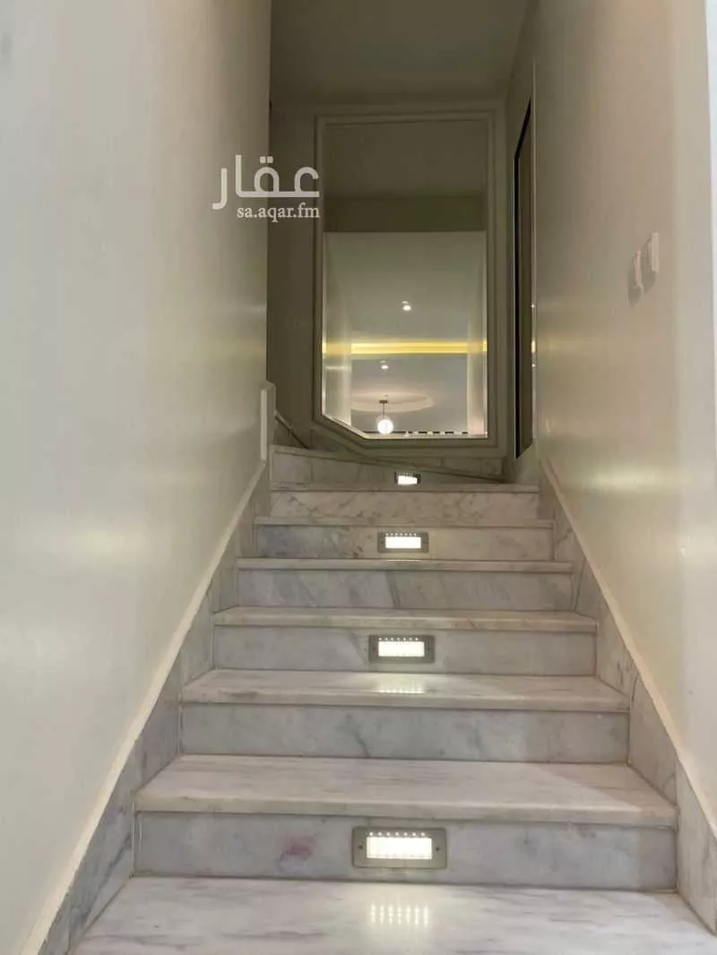 فيلا 10 غرف في العارض 12