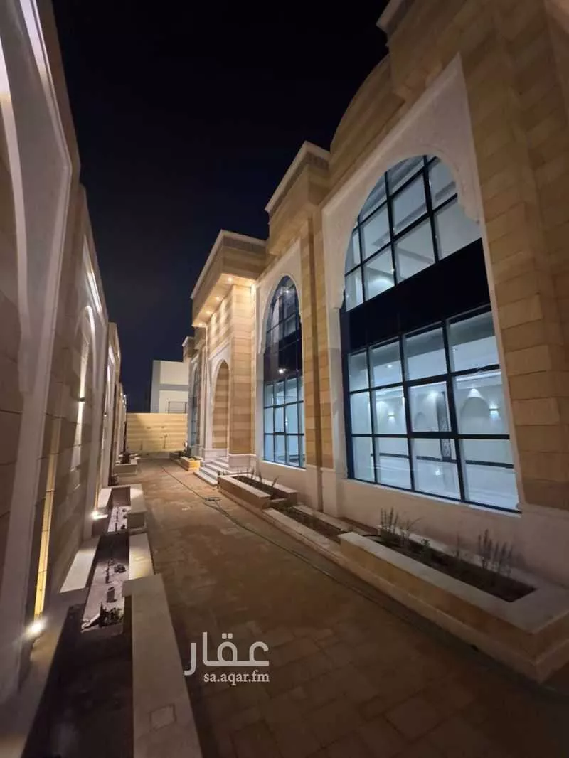 فيلا 5 غرف في الملقا 7
