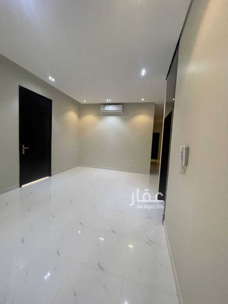 5 bedroom villa in Al Hamra, Riyadh 10