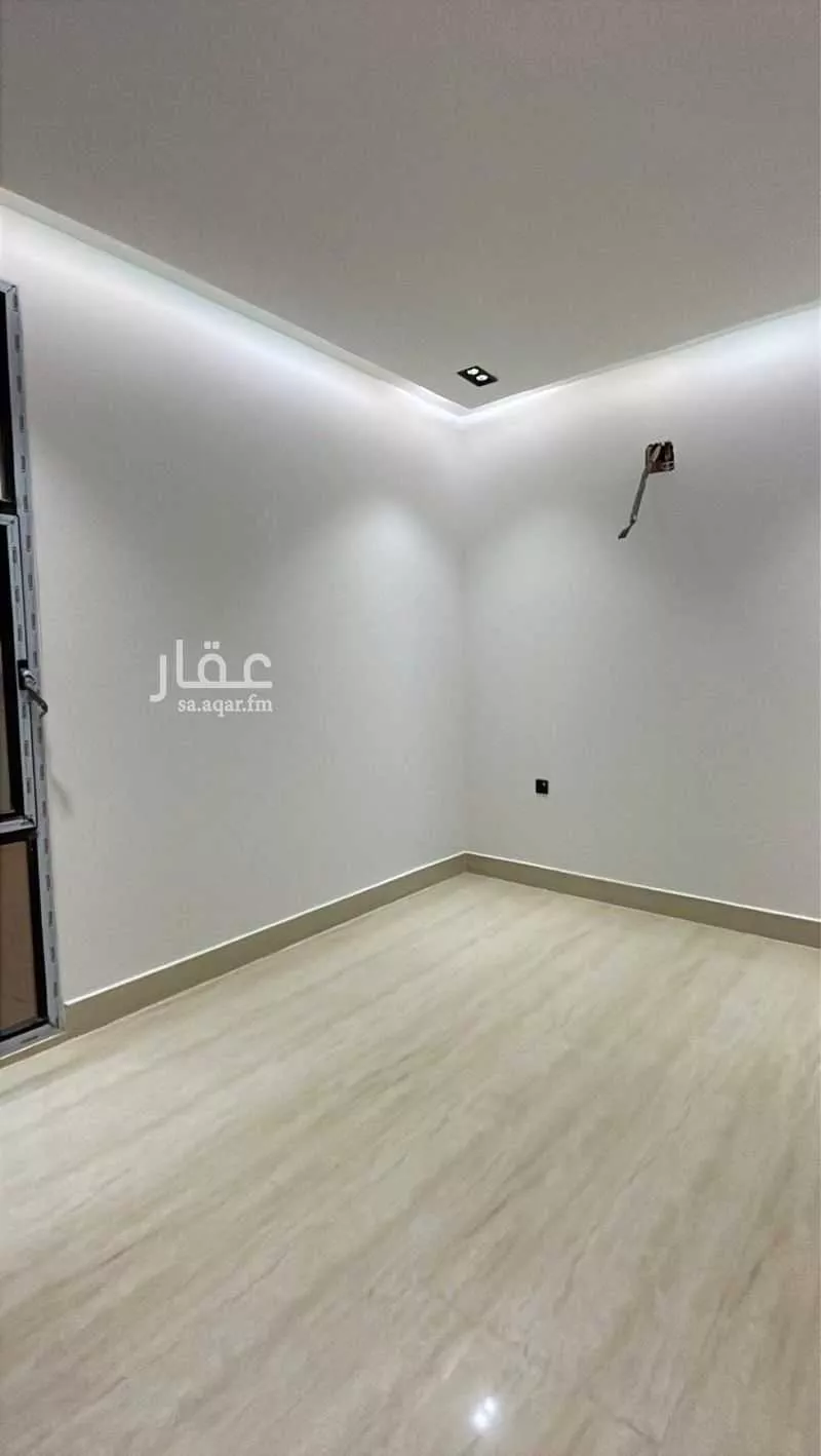 فيلا 3 غرف في النظيم 12