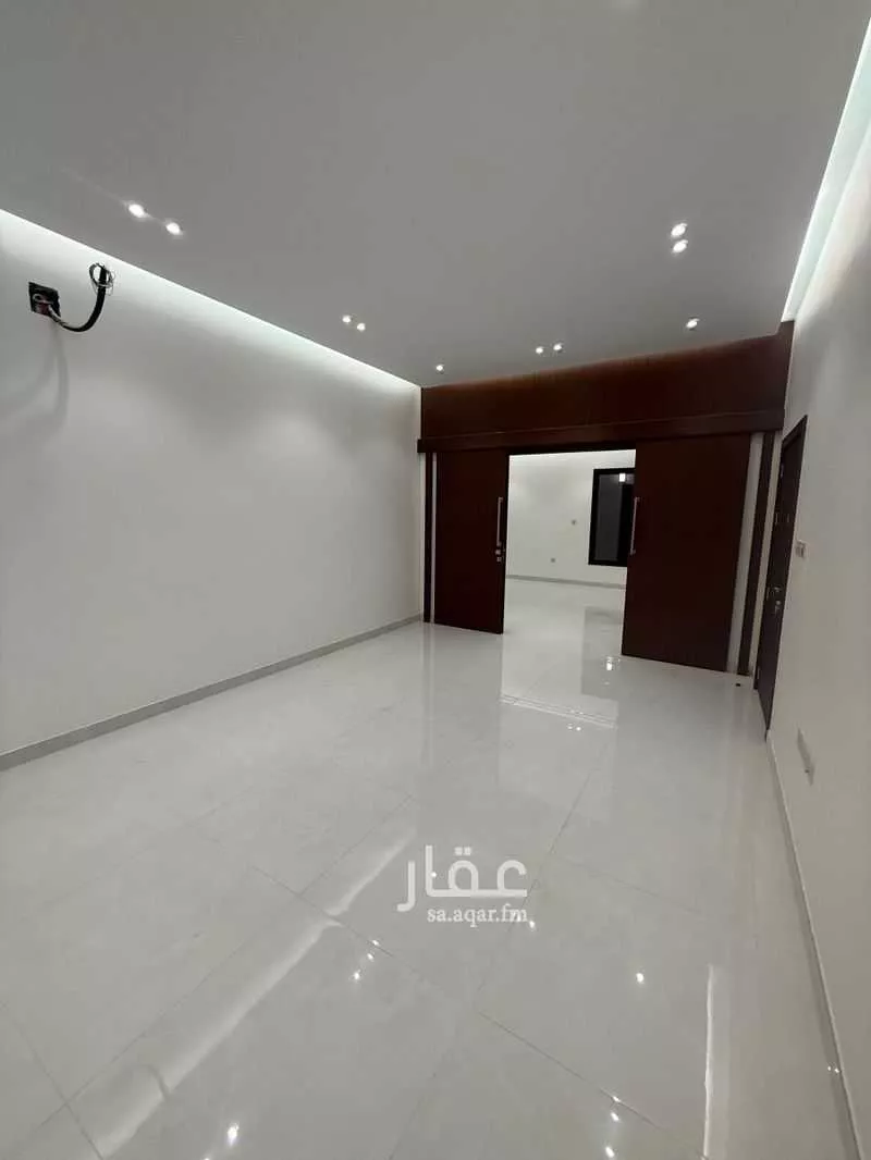9 bedroom villa in Al Narjis 4