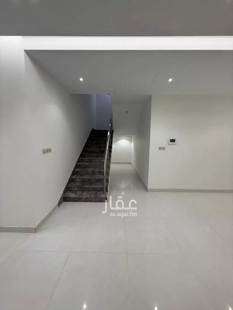 9 bedroom villa in Al Narjis 5