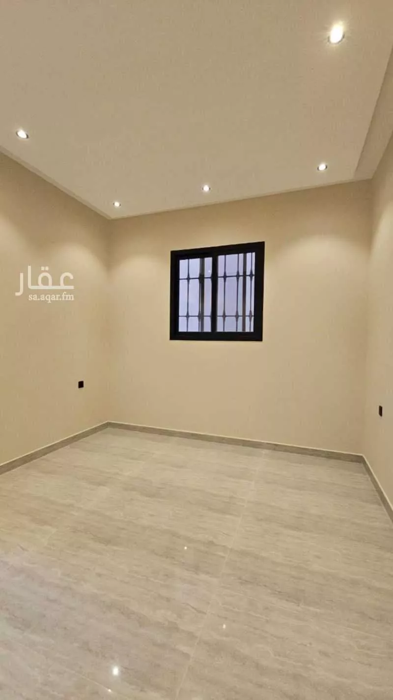 فيلا 6 غرف في العريجاء الغربية 16