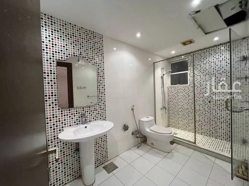 8 bedroom villa in Al Rawabi 17