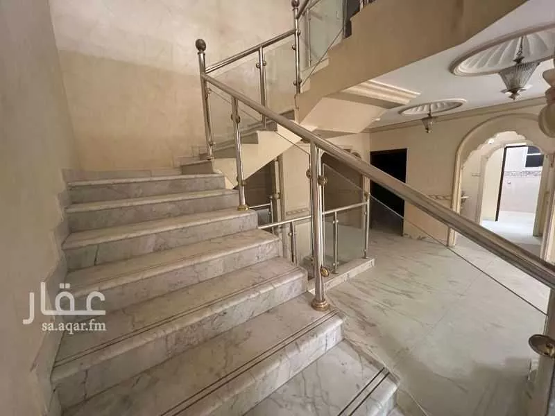 8 bedroom villa in Al Rawabi 25