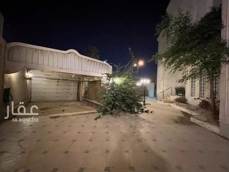 8 bedroom villa in Al Rawabi 30