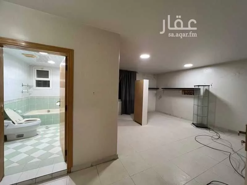 8 bedroom villa in Al Rawabi 7