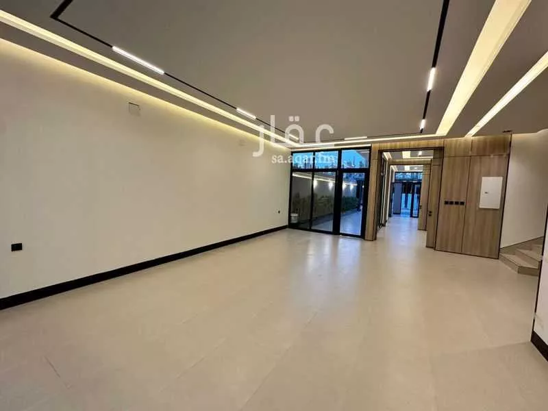 5 bedroom villa in Al Rimal 9