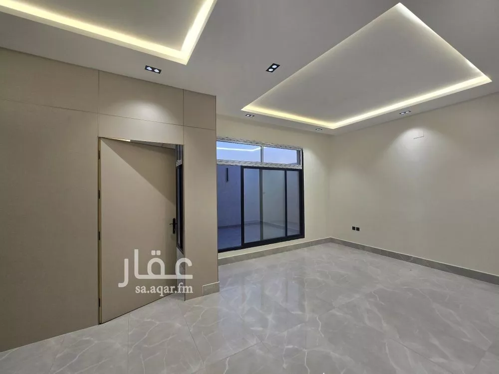 5 bedroom villa in Dhahrat Laban 2