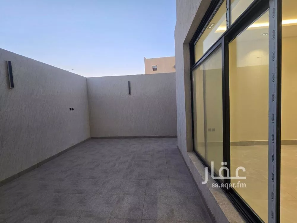 5 bedroom villa in Dhahrat Laban 18