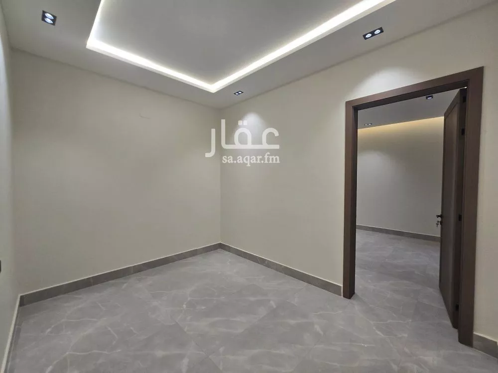 5 bedroom villa in Dhahrat Laban 3