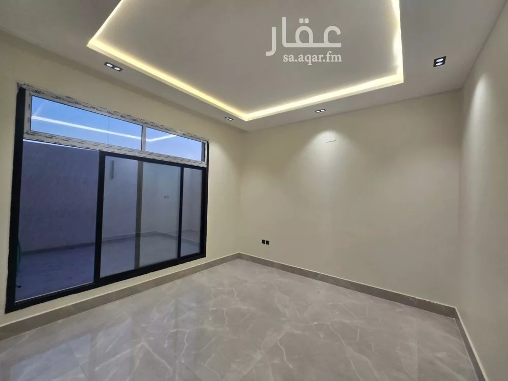 5 bedroom villa in Dhahrat Laban 5