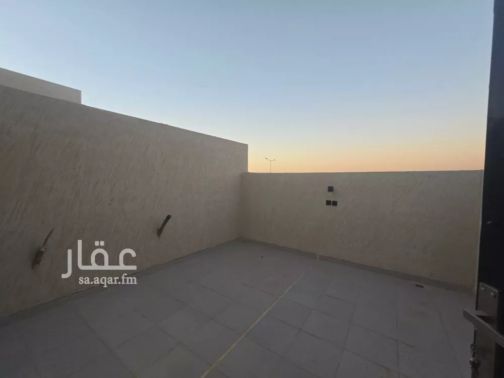 5 bedroom villa in Dhahrat Laban 10