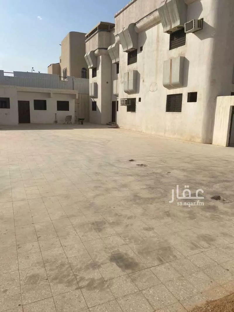 فيلا 6 غرف في عكاظ 3