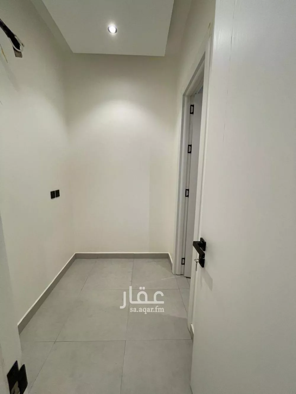 دور 3 غرف في العارض 2