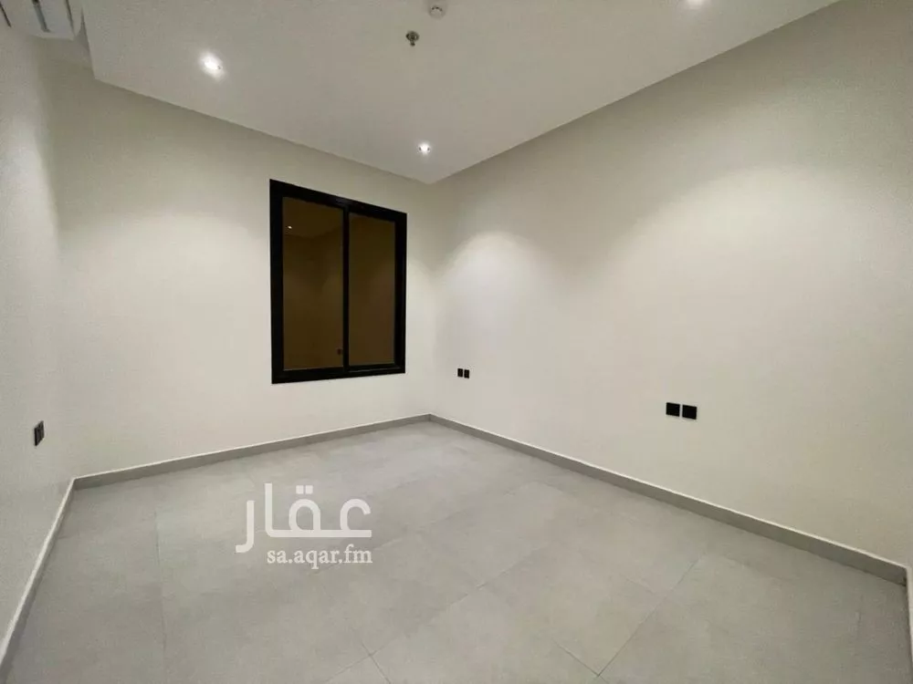 دور 3 غرف في العارض 9