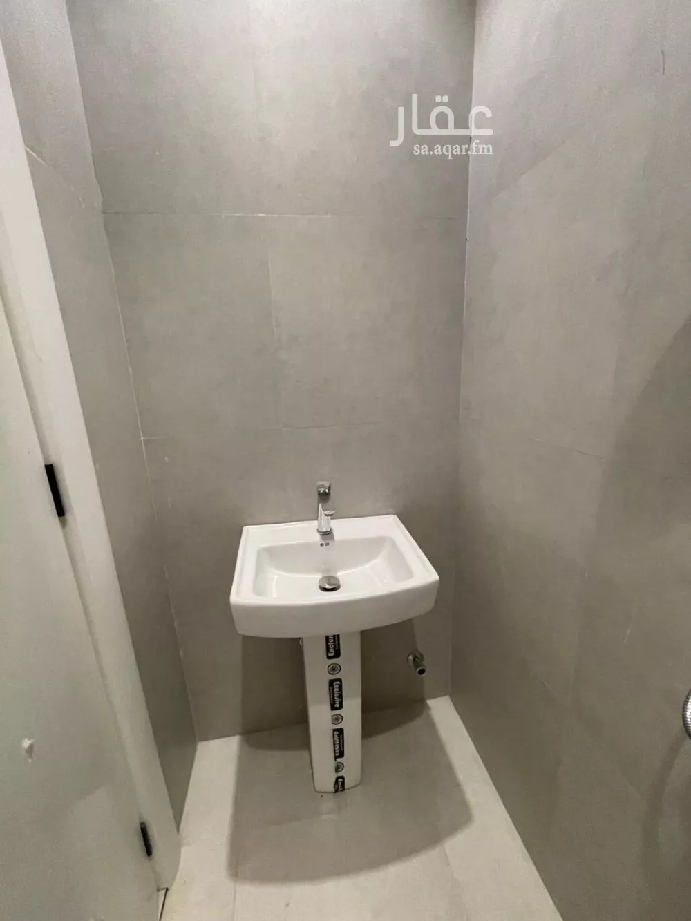 دور 3 غرف في العارض 10