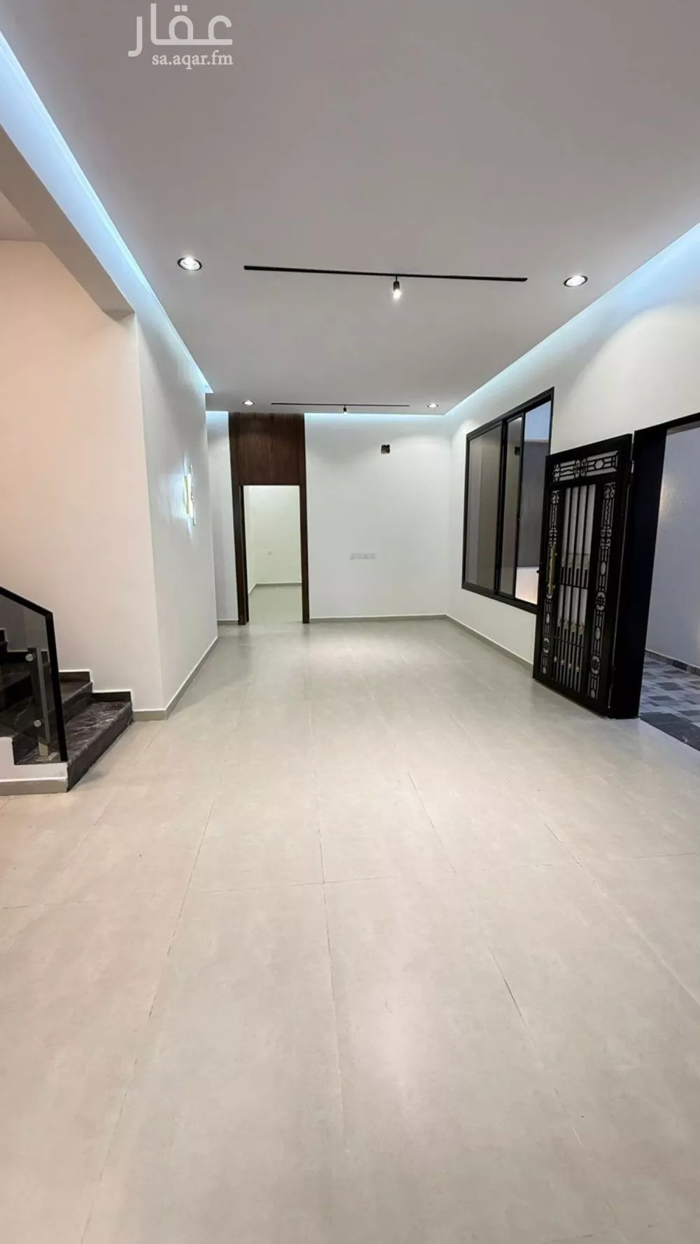 6 bedroom villa in Al Aziziyah 8