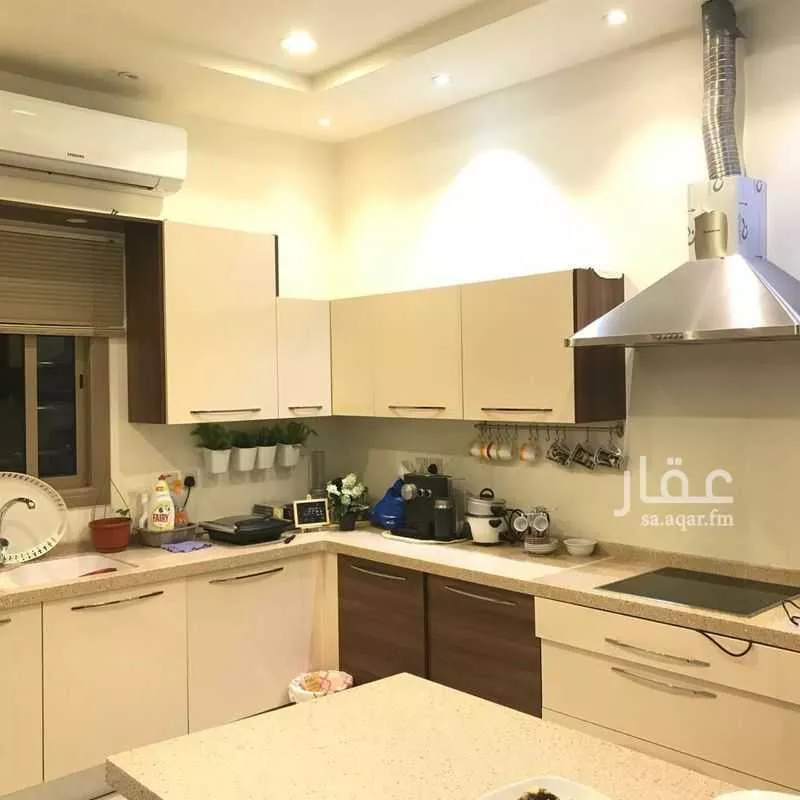 فيلا 5 غرف في الياسمين 12