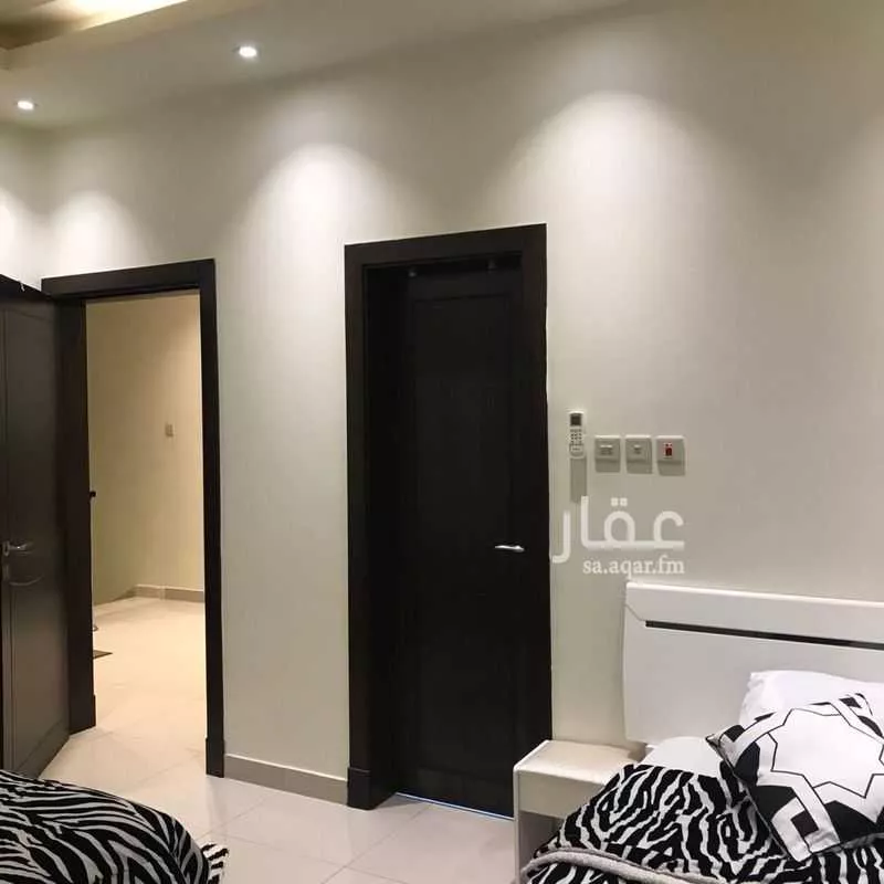 فيلا 5 غرف في الياسمين 10