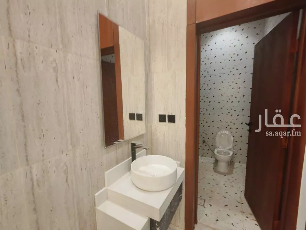 5 bedroom villa in Tuwaiq 11