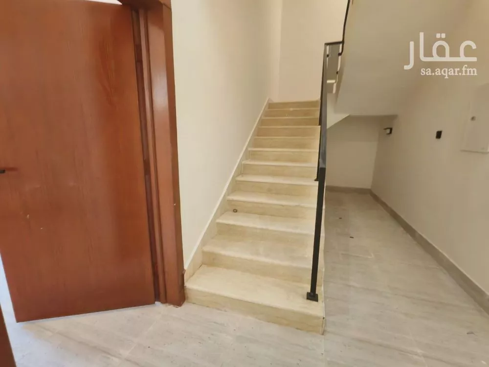 5 bedroom villa in Tuwaiq 10