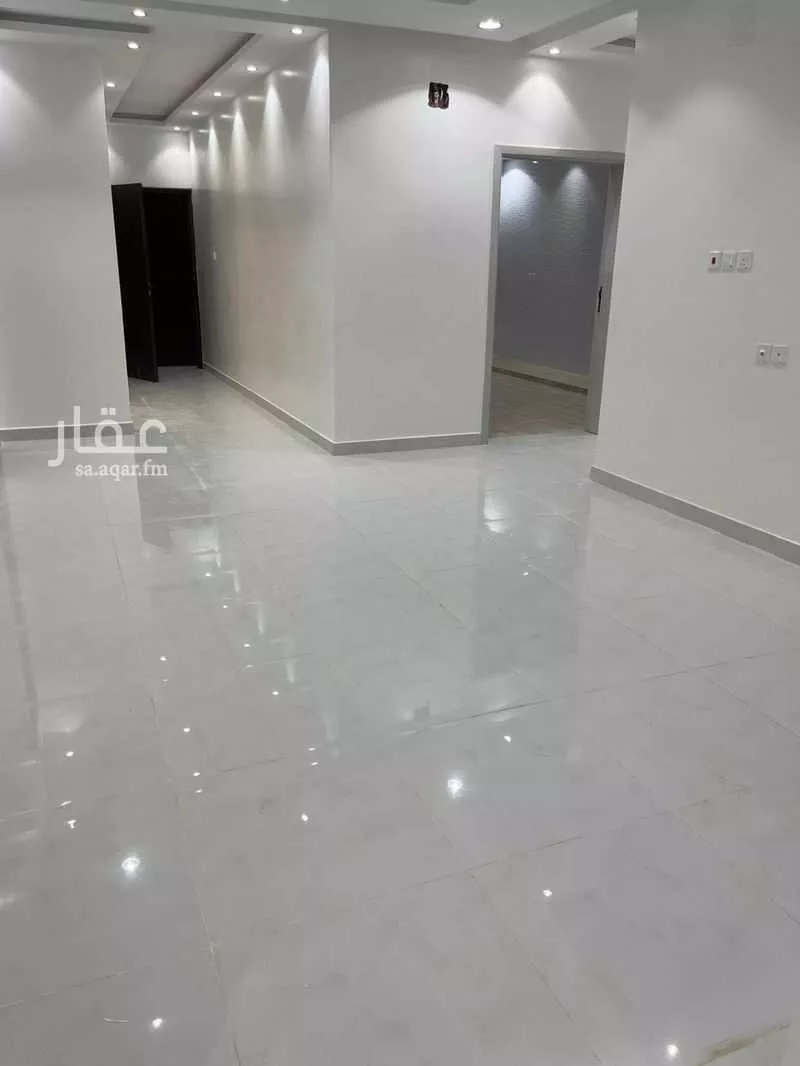 5 bedroom villa in Tuwaiq 12