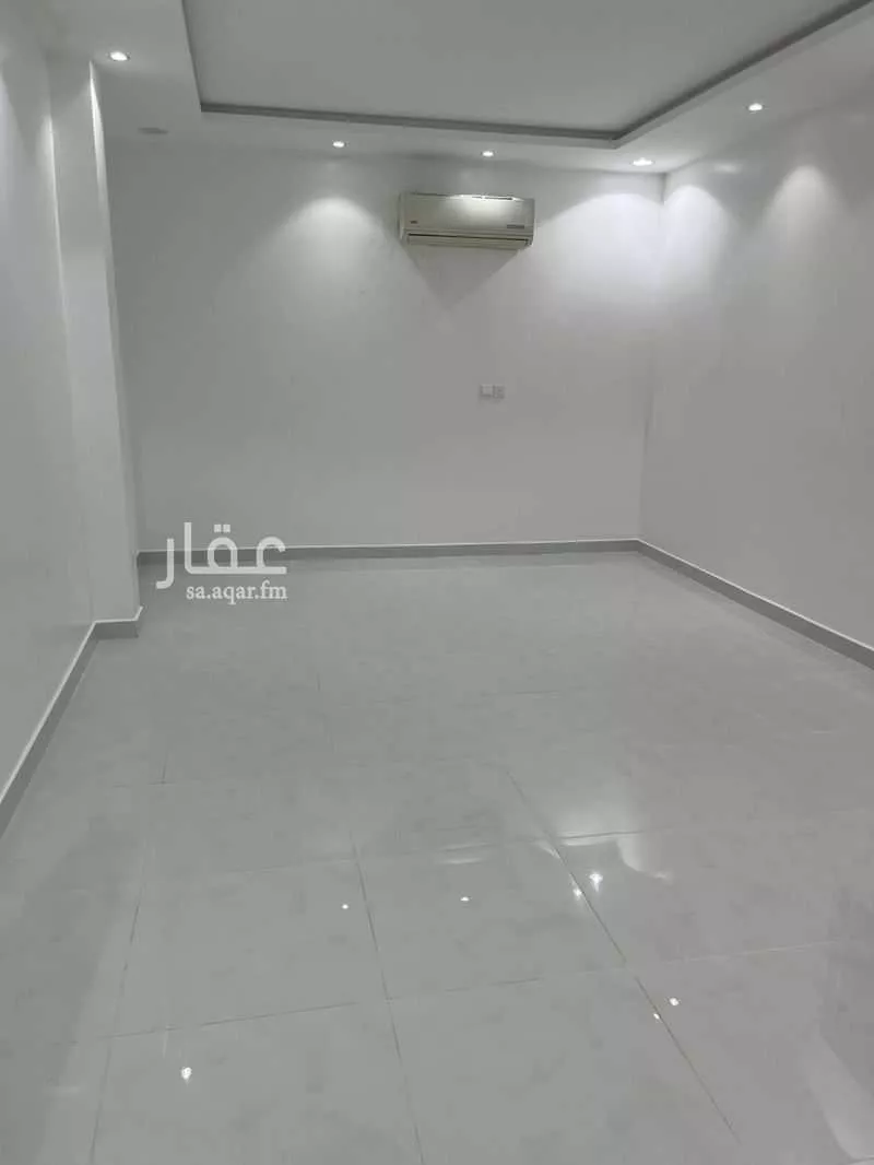 5 bedroom villa in Tuwaiq 9