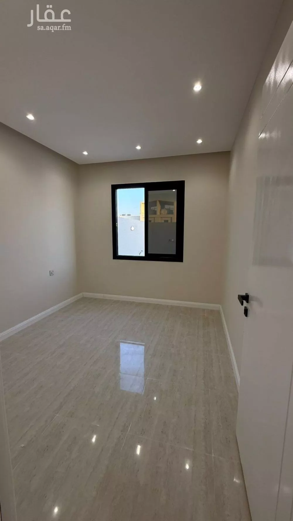 7 bedroom villa in As Suwaidi 7