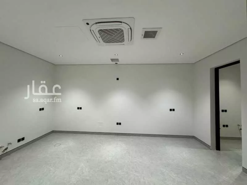 فيلا 6 غرف في النرجس 19
