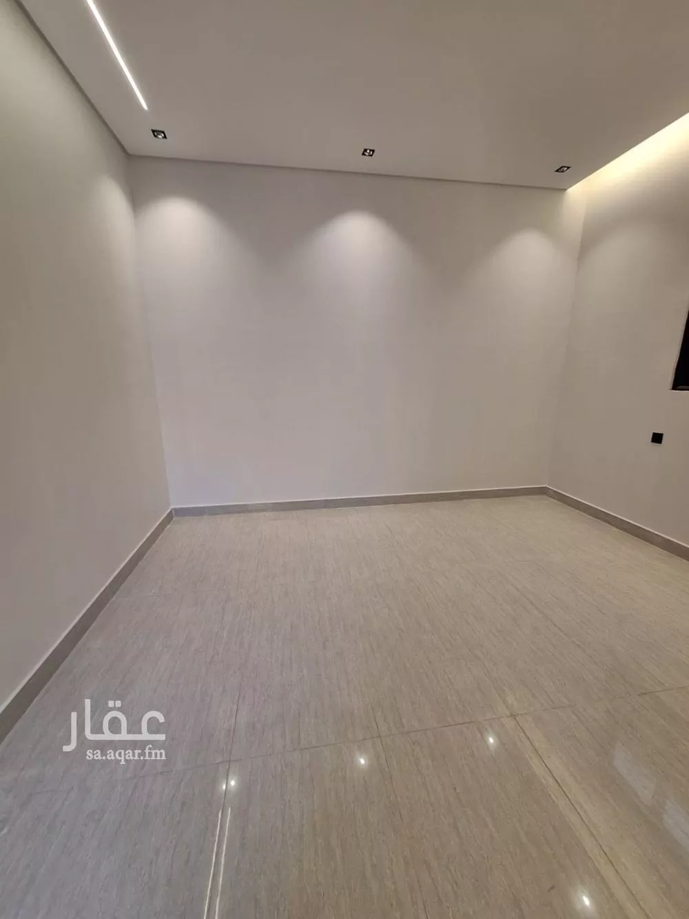 6 bedroom villa in Tuwaiq 11