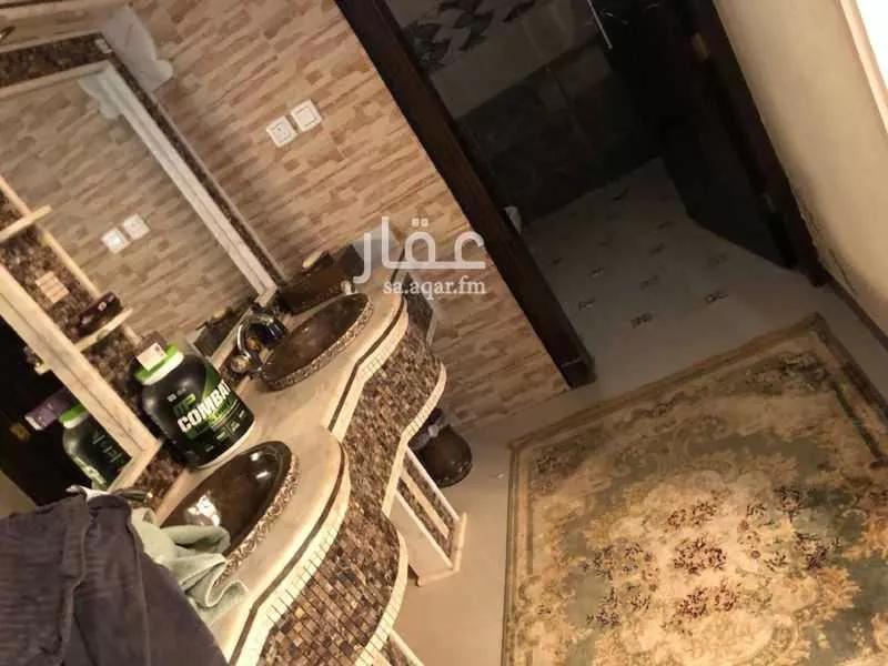 فيلا 10 غرف في المونسية 13