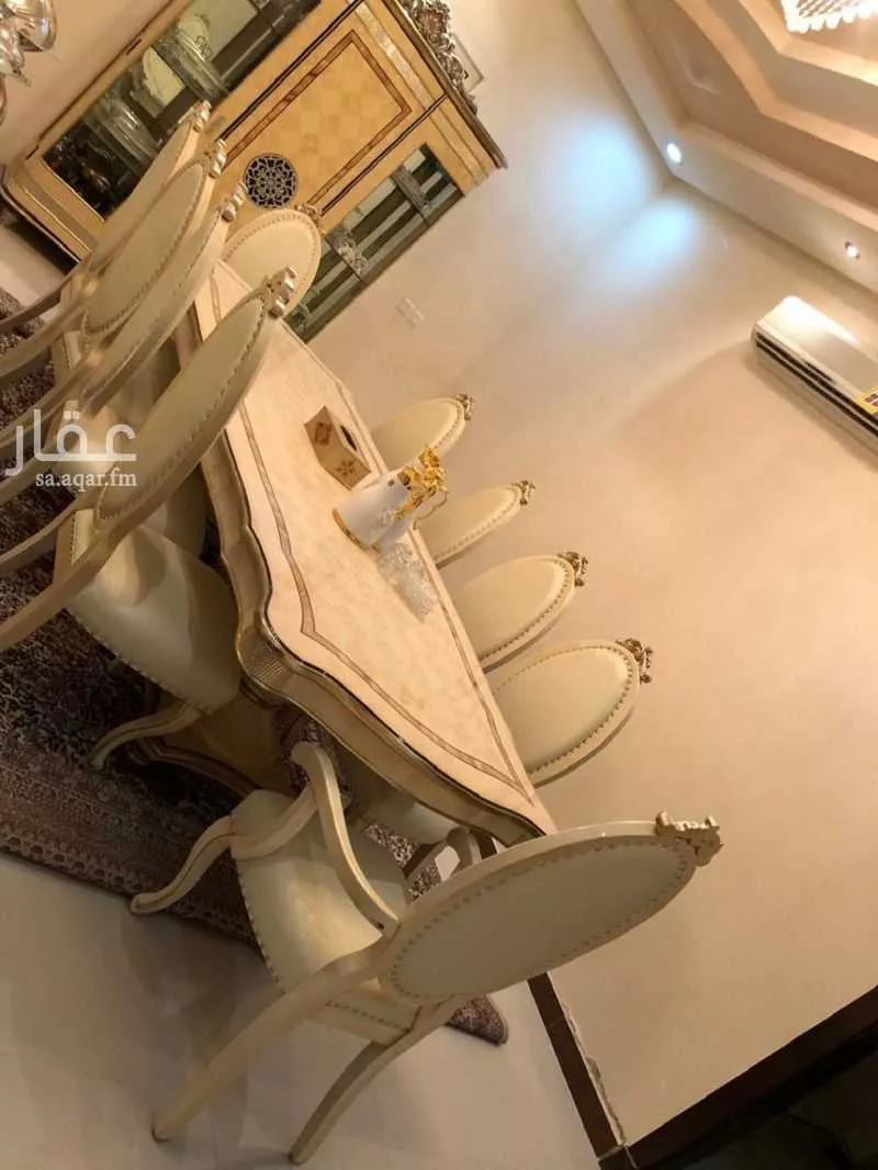 فيلا 10 غرف في المونسية 9