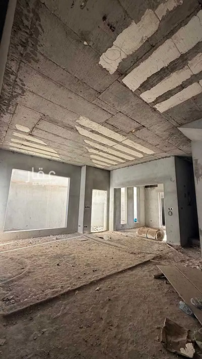 4 bedroom villa in Al Qairawan 8