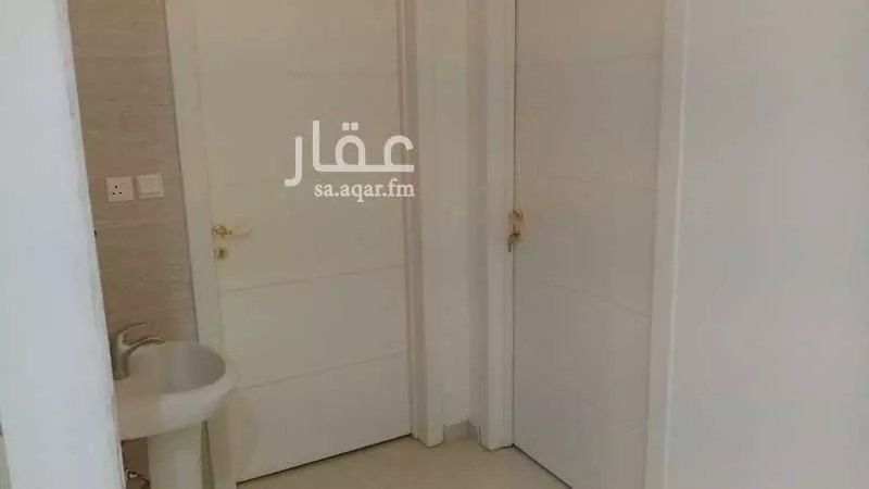 فيلا 10 غرف في عكاظ، الرياض 7
