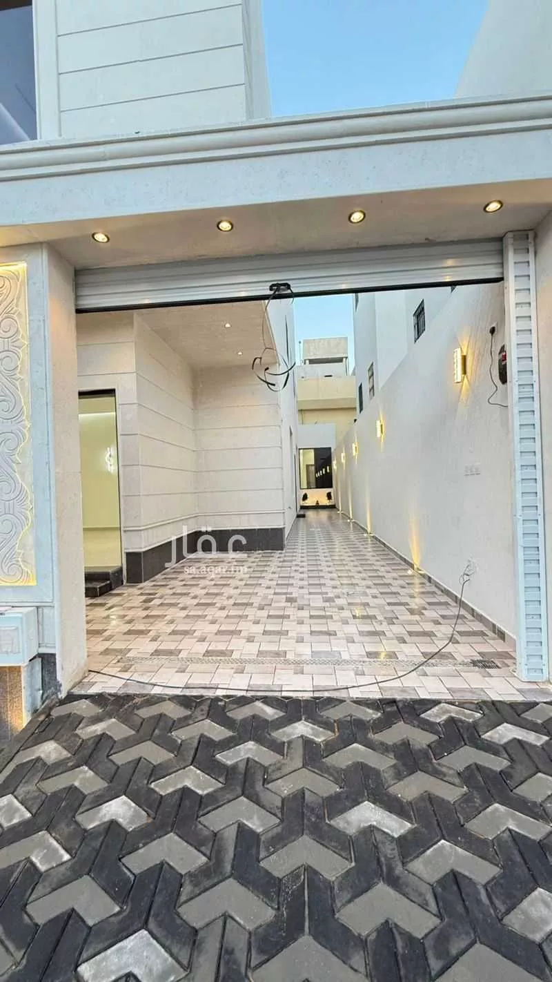 فيلا 3 غرف في العزيزية 13