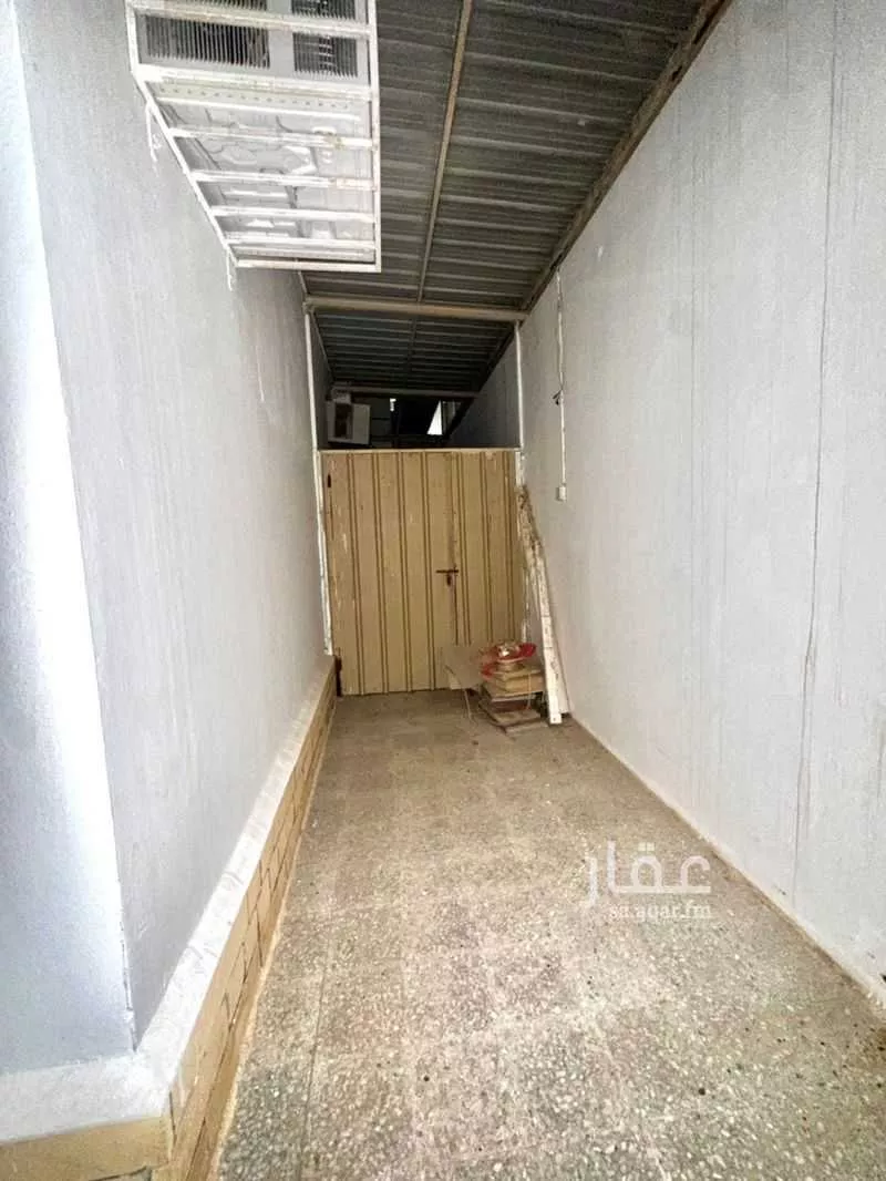 10 bedroom villa in Al Zahrah 12