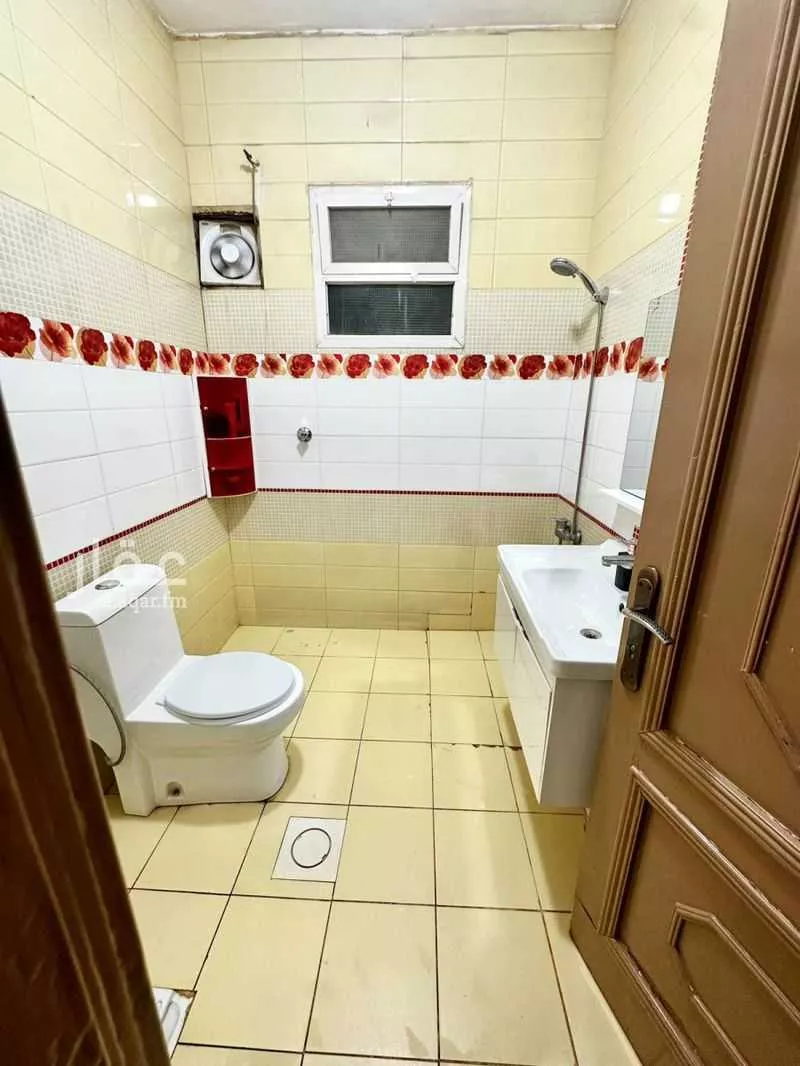 10 bedroom villa in Al Zahrah 16