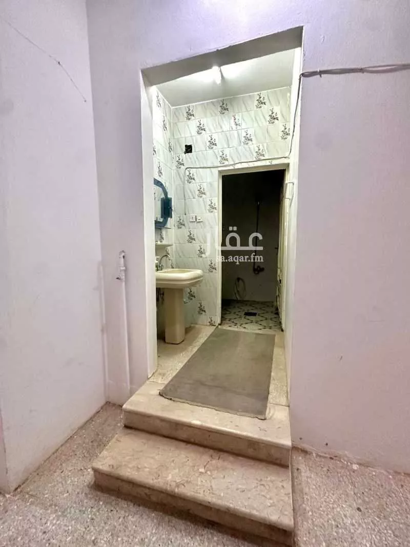 10 bedroom villa in Al Zahrah 9