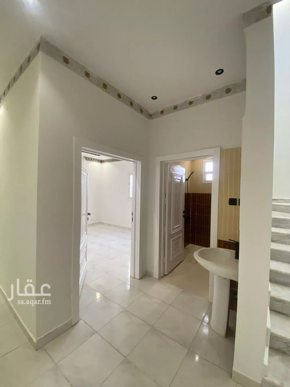 فيلا 15 غرف في الرمال 12