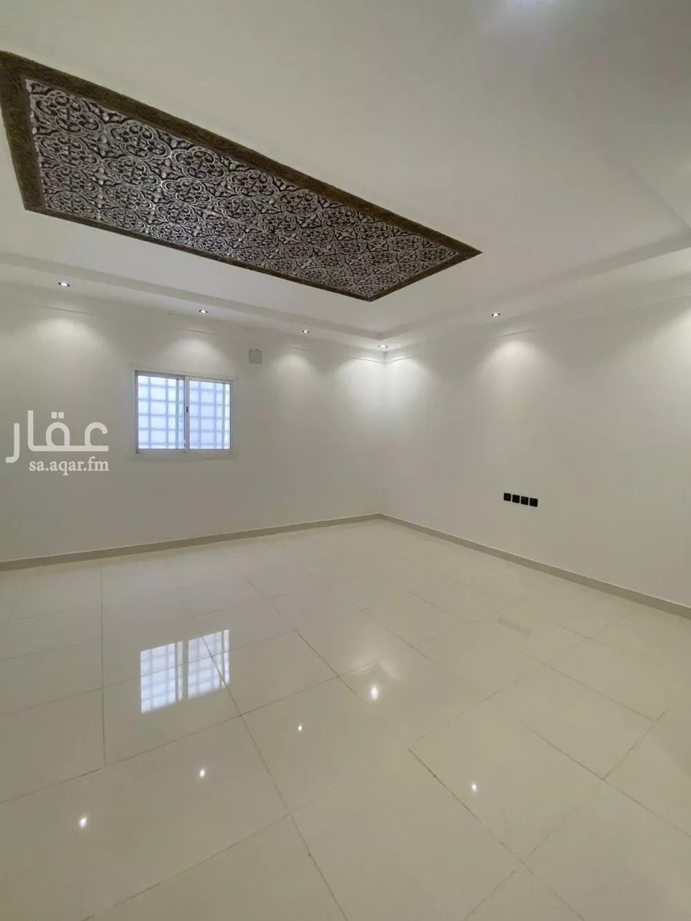 فيلا 15 غرف في الرمال 19