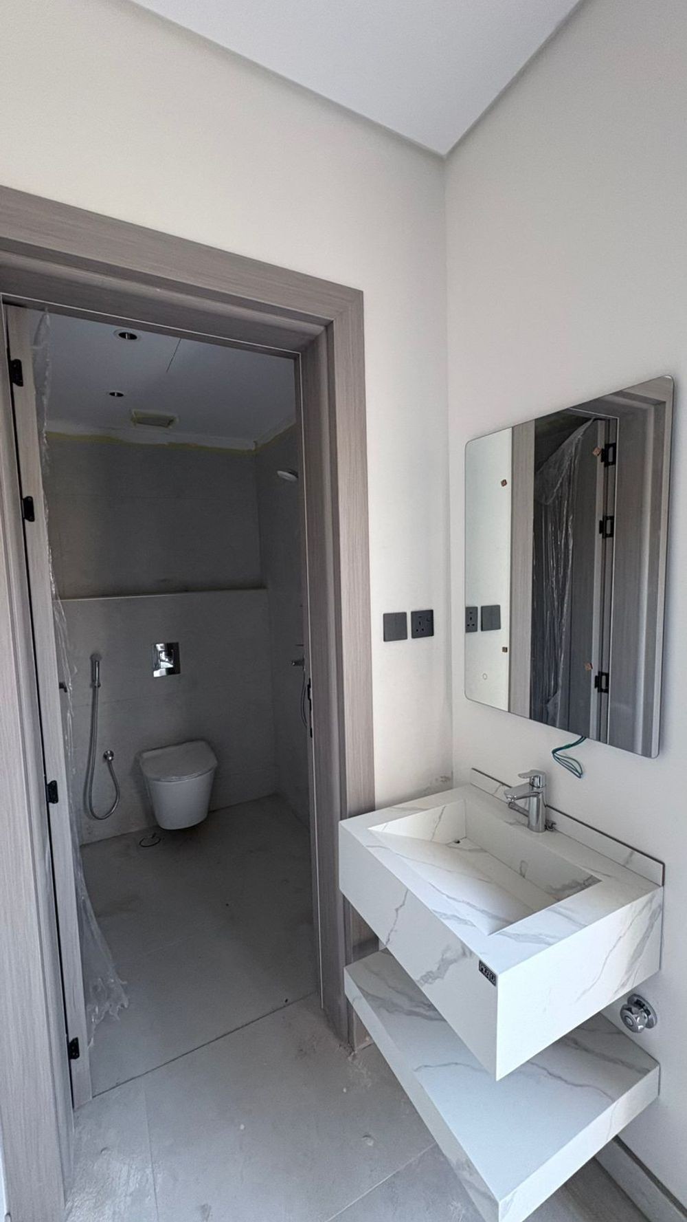 3 bedroom apartment in Al Jamawat, Madinah 10