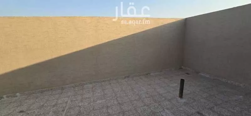 شقة 5 غرف في سلطانة 18