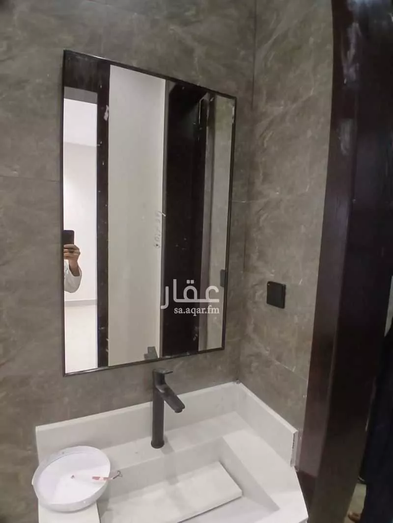 فيلا 6 غرف في طويق 9