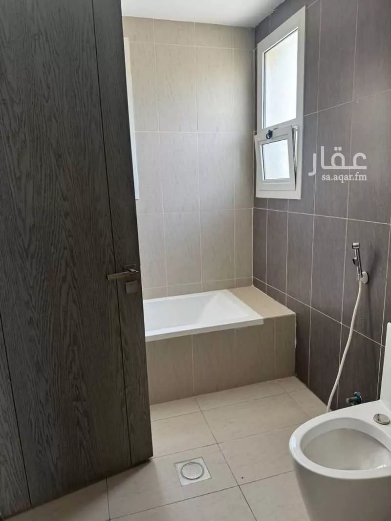 فيلا 5 غرف في المونسية 21